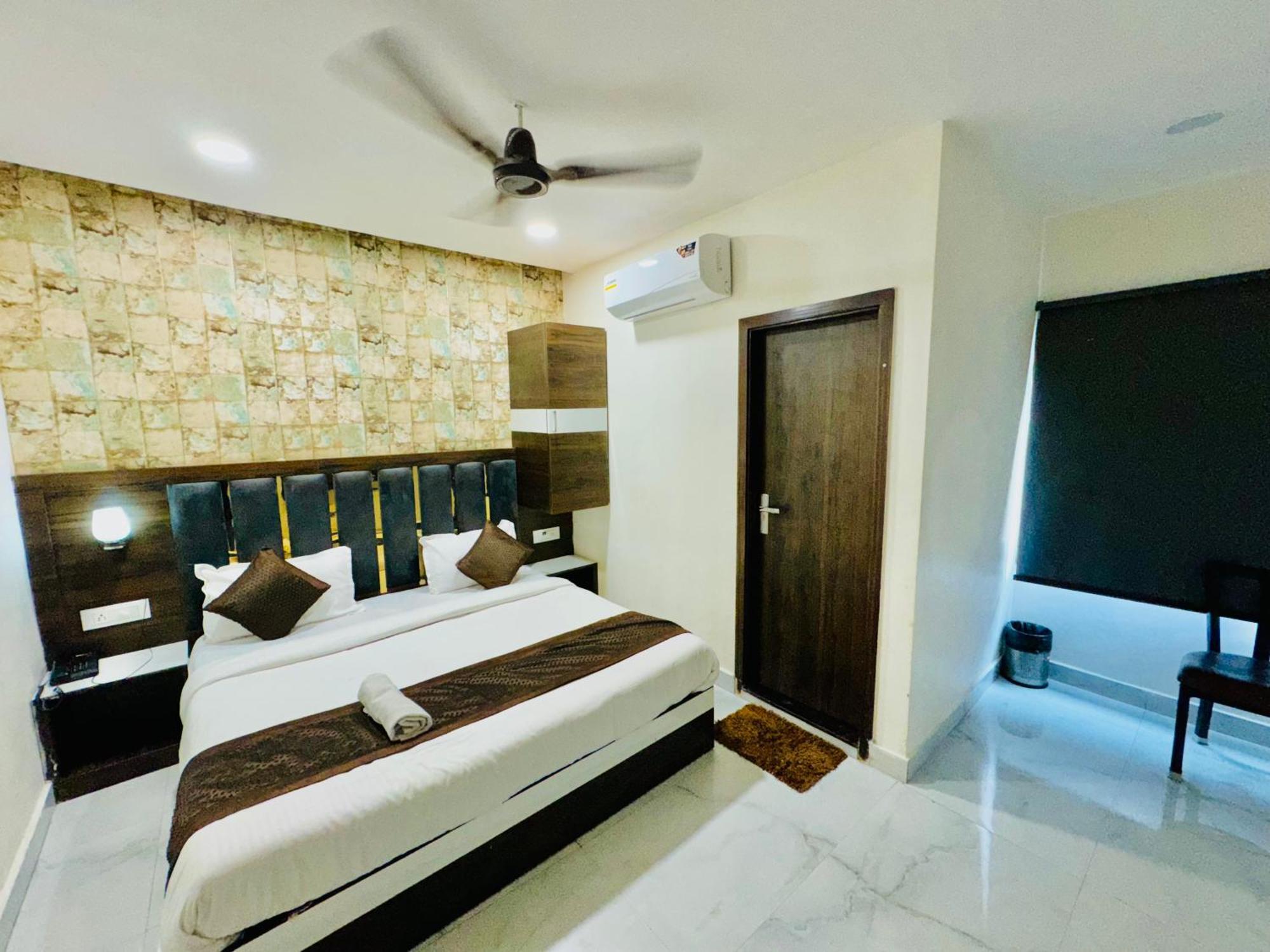 Hotel Gs Amritsar 200 Mtr From Golden Temple Ngoại thất bức ảnh